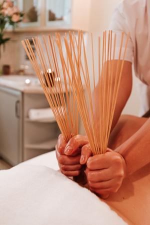 Anti-cellulite aroma massage photo Anti-cellulite aroma massage image