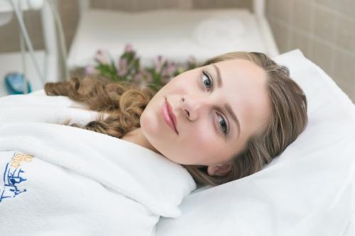 Программа комплексно-омолаживающая Age Perfection для области вокруг глаз и губ. фото Программа комплексно-омолаживающая Age Perfection для области вокруг глаз и губ. картинка