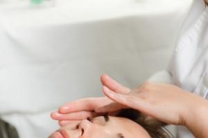 Массаж лица+маска Casmara фото Массаж лица+маска Casmara картинка