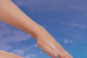 Мягкий крем – скраб для тела с кристаллами Олигомер фото Мягкий крем – скраб для тела с кристаллами Олигомер картинка